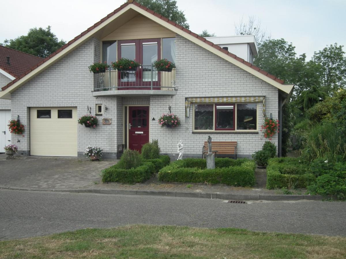 B & B Kaaskenswater 지릭제이 외부 사진